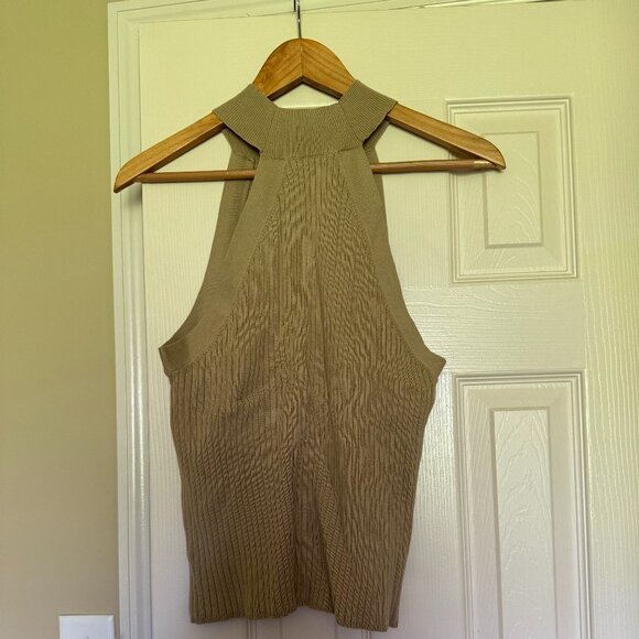New, Banana Republic Ribbed Cutaway Tank - Picture 1 of 3